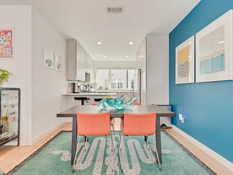 4705 Bryan St #302 — Photo 20
