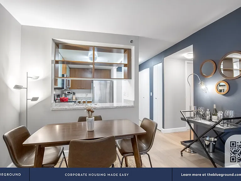 130 W 15th St #4C — Photo 5
