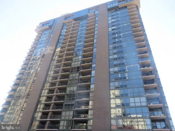 241 S 6th St APT 1703D, Philadelphia, PA 19106