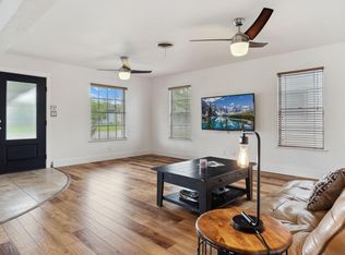 101 E Crestland Dr, Austin, TX 78752