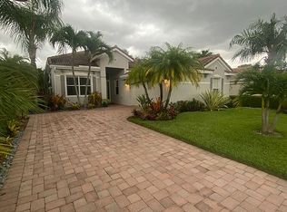 3383 Sandpiper Way, Naples, FL 34109
