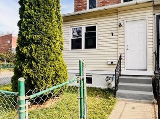 1143 Chestnut St, Darby, PA