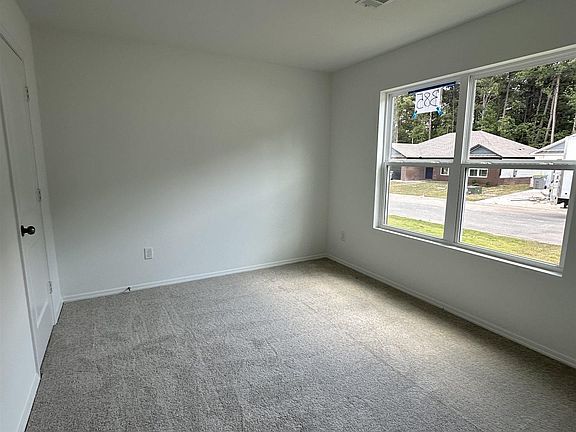 5th image of 1519 Meadows Dr