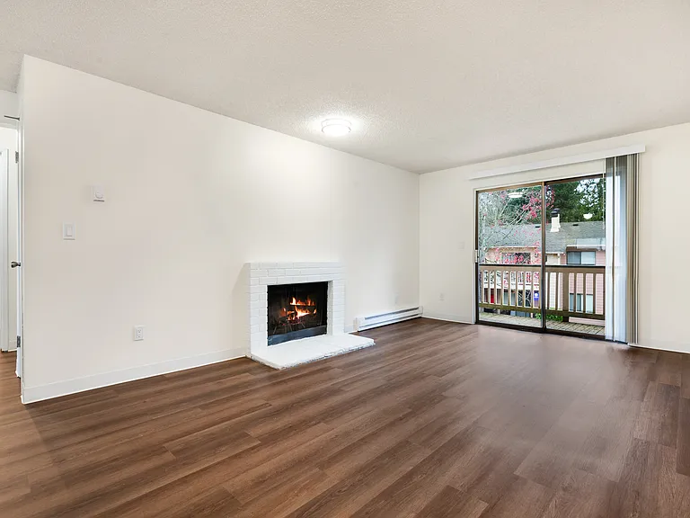Crystal Springs Apartments — Photo 62