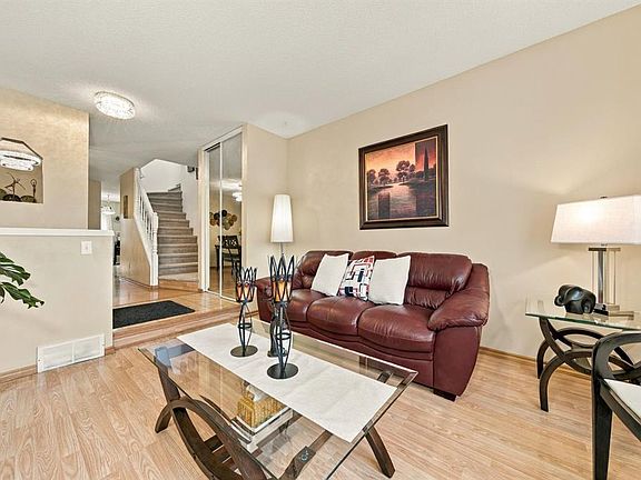 4th image of 120 E Millrise Close SW