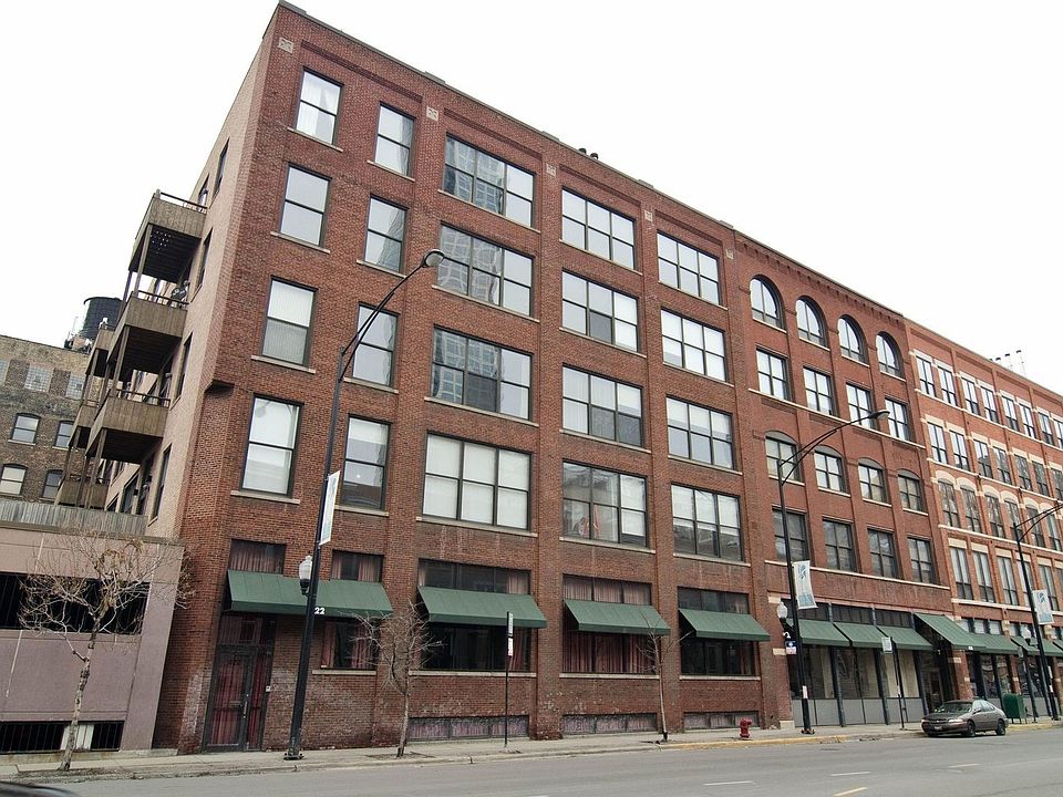 1st image of 420 W Grand Ave APT 2A