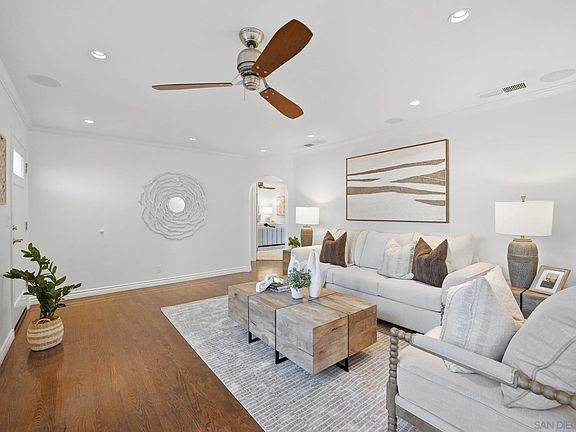 4th image of 433 Seabright Ln