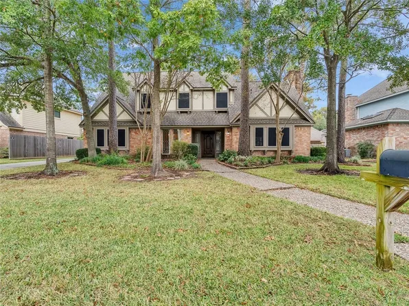 12306 Knobcrest Dr, Houston, TX 77070