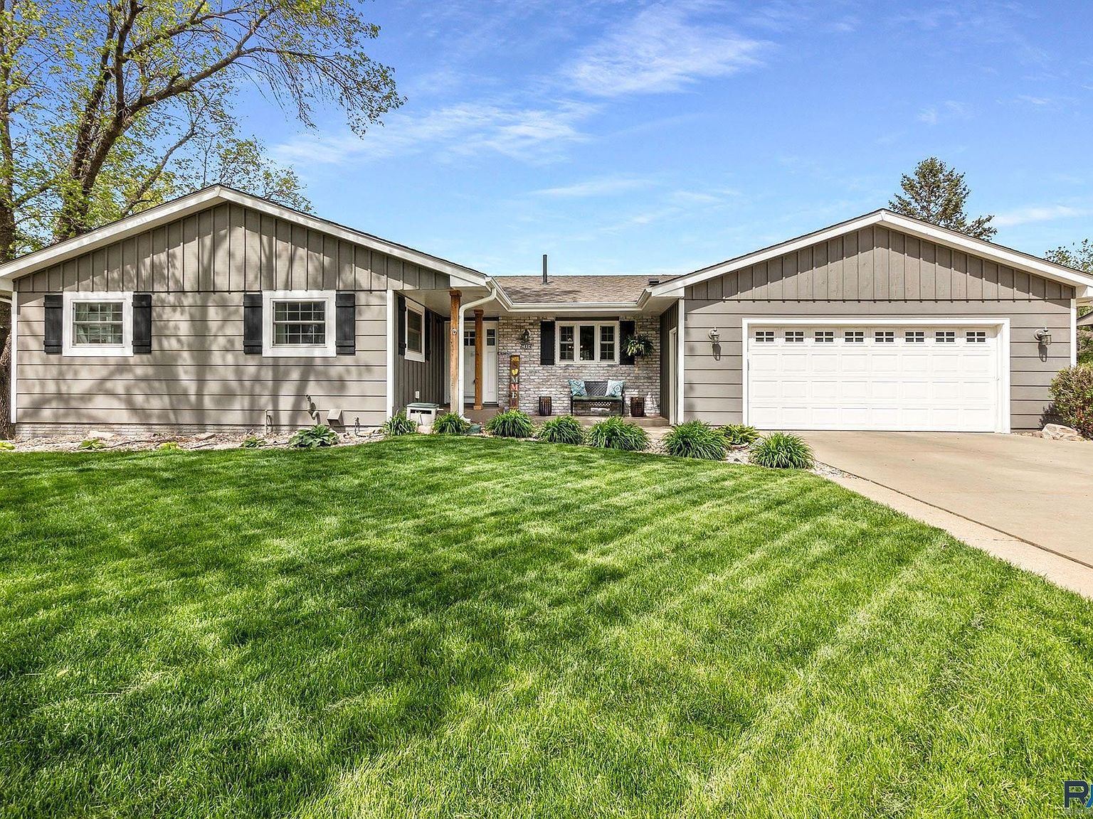 2804 W Costello Rd, Sioux Falls, SD 57105 Zillow