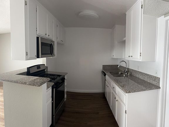 2nd image of 1243 Stanley Ave APT 206