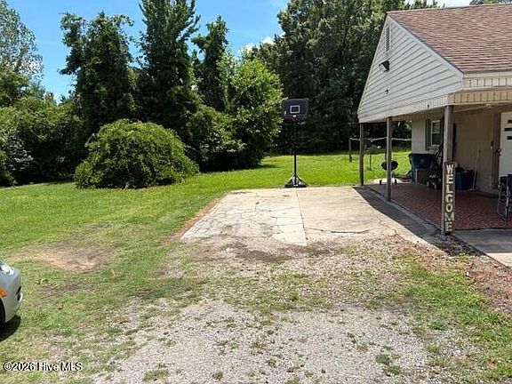 3rd image of 703 W Church Street