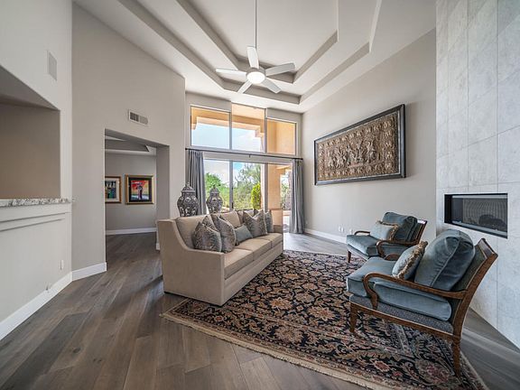 5th image of 3015 E Sierra Vista Dr