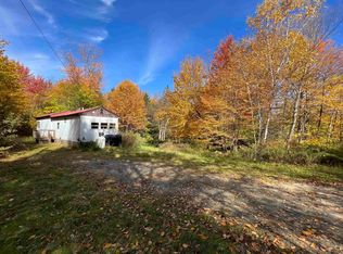 86 Blackmer Ln, Townshend, VT 05353
