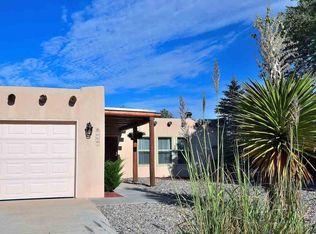 4131 Cheyenne Cir, Santa Fe, NM 87507
