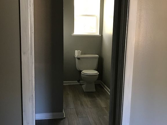 1 of 2 full baths upstairs