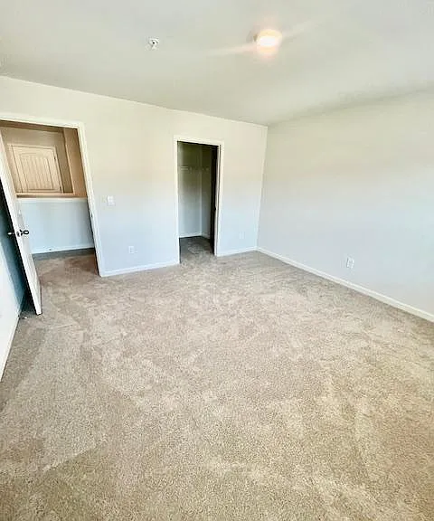 2728 Piper Dr S — Photo 16
