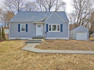 10 Cathy Rd, Poughkeepsie, NY 12603