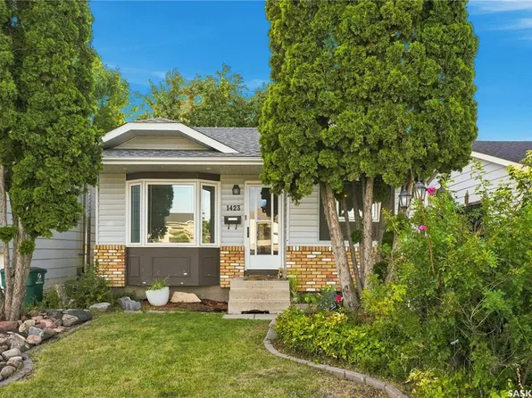1423 Junor AVENUE, Saskatoon, SK S7L 6T7