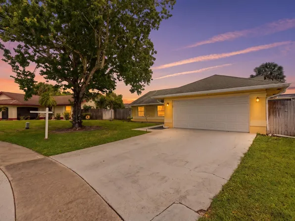 145 Roycourt Circle, Royal Palm Beach, FL 33411