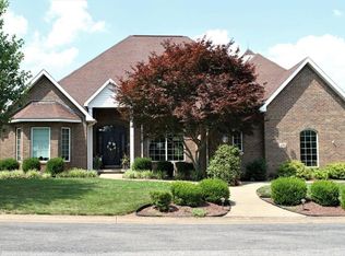 30 Westwood Dr, Parkersburg, WV 26101
