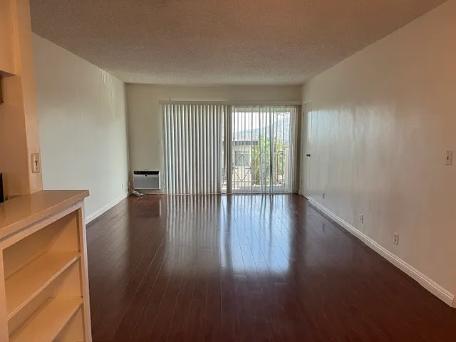 2254 Mira Vista Ave #19 — Photo 6