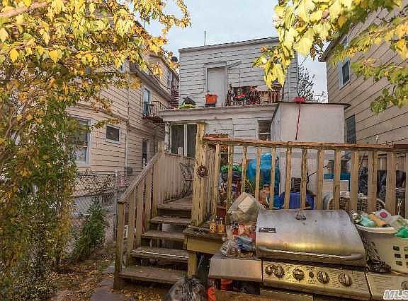 3rd image of 10441 38th Ave
