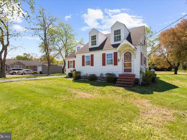 161 Margate Dr, Glen Burnie, MD 21060