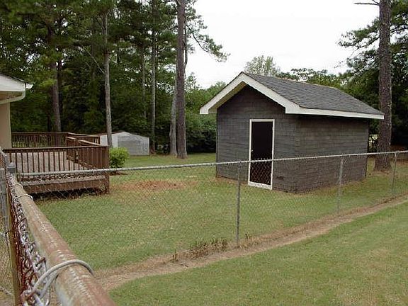 4th image of 2887 Winn Dr