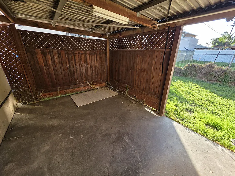 16811 Lakewood Blvd — Photo 15