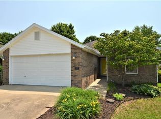 2303 SW 10th St, Bentonville, AR 72712