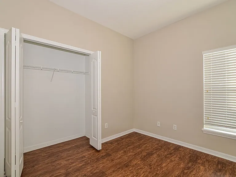 2061 Ribbon Falls Pkwy — Photo 13
