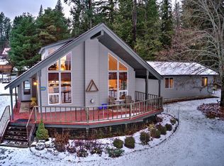 1292 Upland Dr, Sandpoint, ID 83864