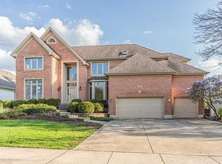 1340 Dunrobin Rd, Naperville, IL 60540