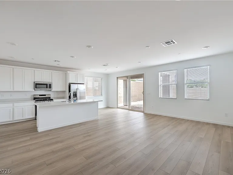 11804 Waterbird Ave — Photo 4