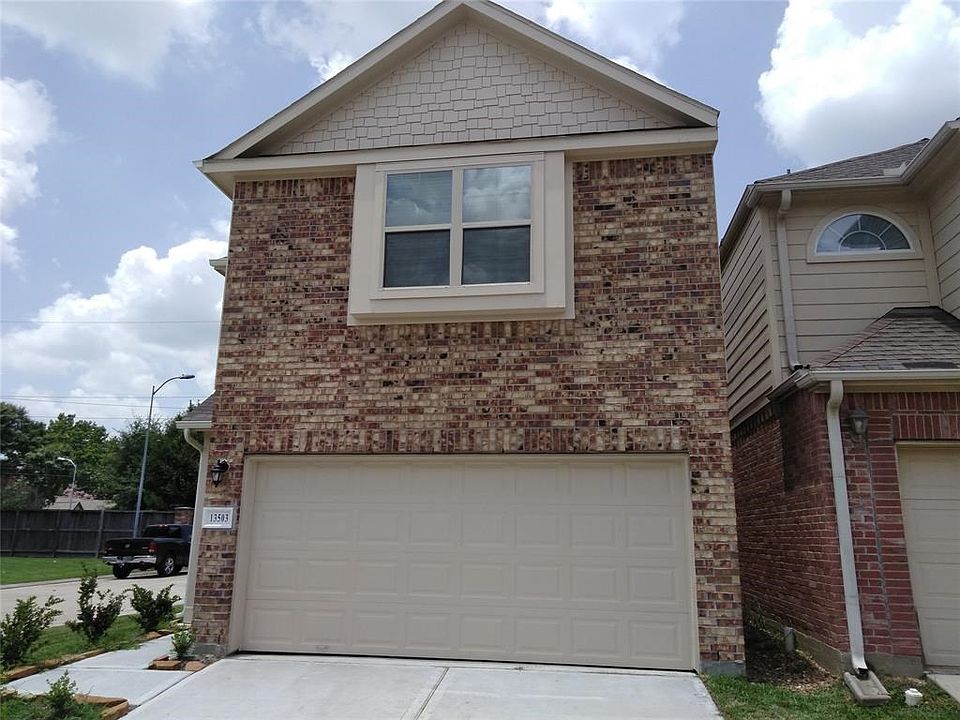 1st image of 13503 Villas Palmas Dr