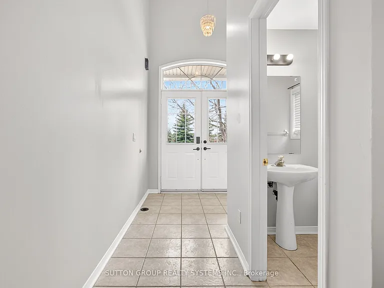 6556 Opera Glass Cres S — Photo 6