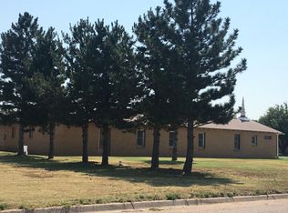 400 E 10th St, Hugoton, KS 67951