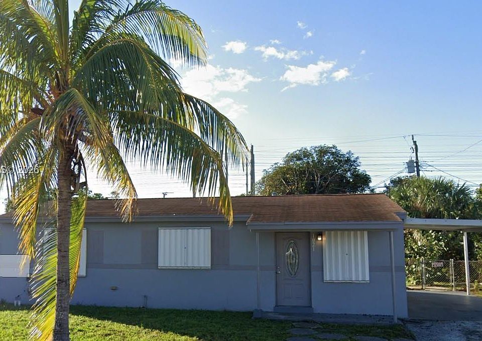 1st image of 1021 W 2nd St