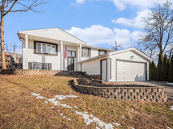 2nd image of 521 Pawnee Dr
