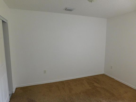 4th image of 19155 SW 25th Ct