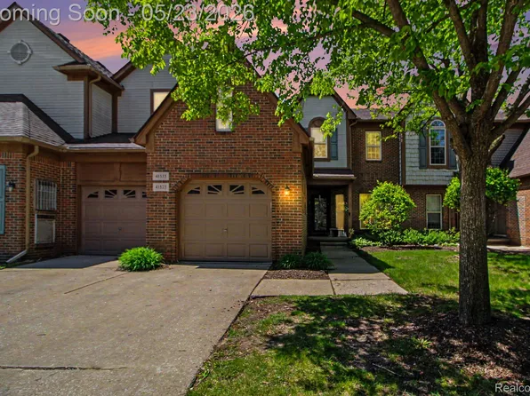 41535 Copper Creek Dr, Canton, MI 48187