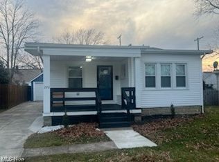 290 E 324th St, Willowick, OH