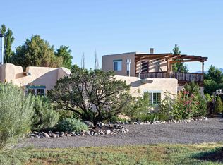 609 Callejon Rd, Taos, NM 87571