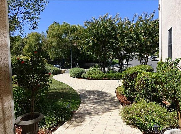 5th image of 3476 Consuelo Dr