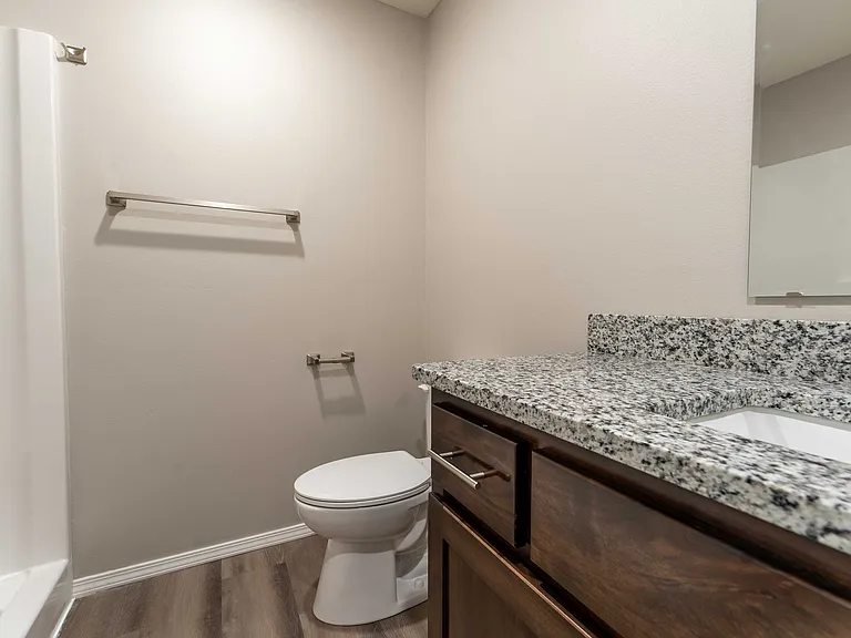 Oakwood Heights Townhomes — Photo 36