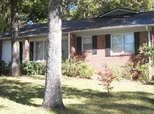 402 Playground Rd, Walhalla, SC 29691