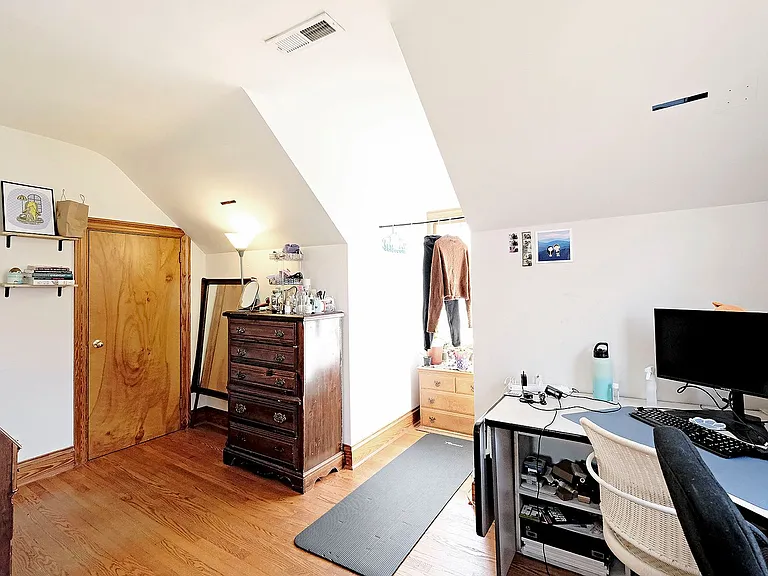 2614 Jefferson Park Ave — Photo 14