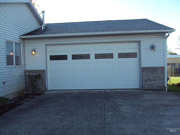 2nd image of 3716 11th St #C