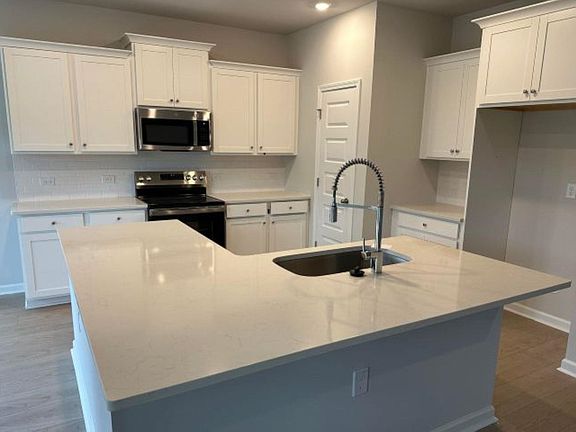 3rd image of 734 SW Little Gull Way SW Lot 89
