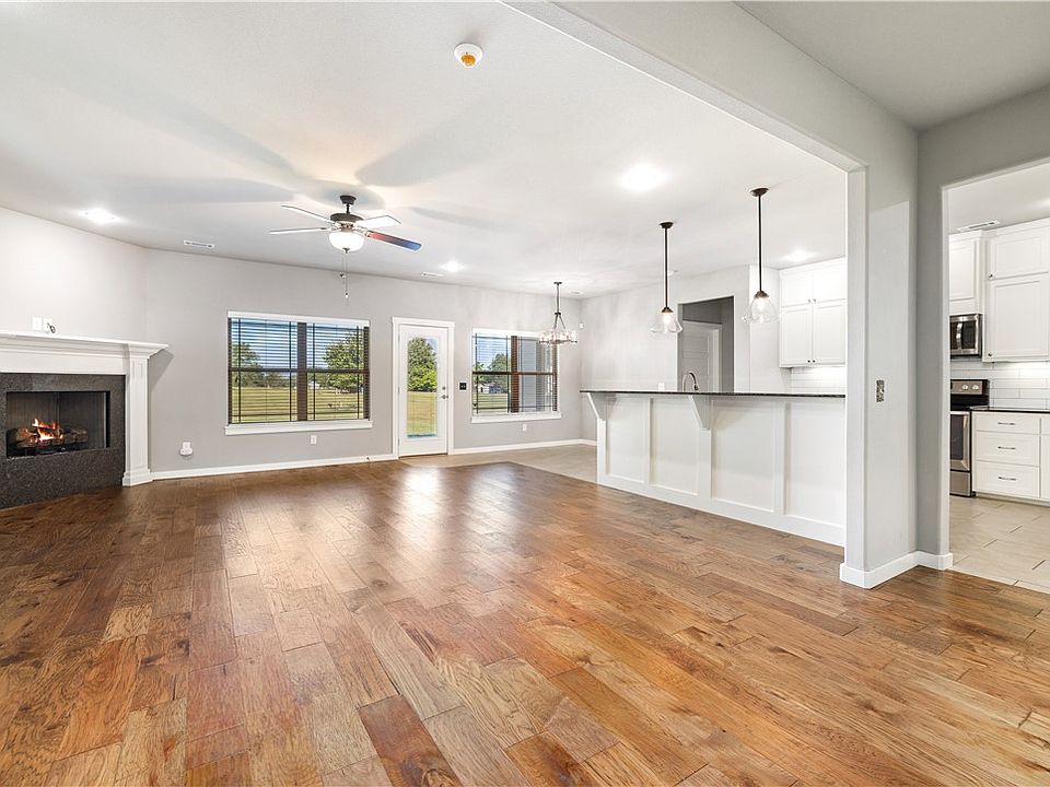 17753 Harmon Rd Fayetteville AR Zillow